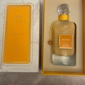 Ithra dubai musk mango  - Helt ny skick endast luktat 2-3 spray förutom det så är flaskan full