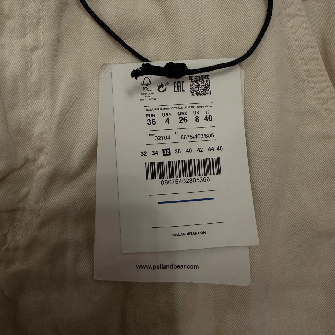 Cargo byxor från Pull & Bear - 93