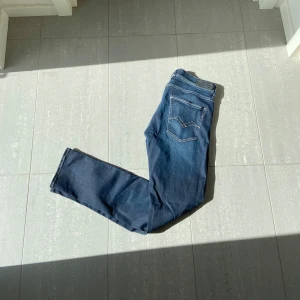 Replay Jeans  - Säljer nu dessa snygga replay jeans, skriv för fler bilder/frågor🙌🏼