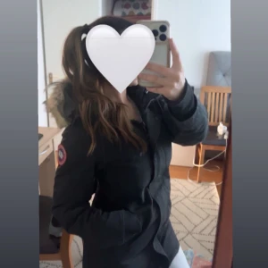 Canada goose - Storlek S passar som xs  Avtagbar päls  Bra skick Pris går att diskuteras