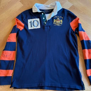 Ralph lauren rubgby - Ralph lauren rugbytröja storlek small. Bra skick. 