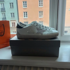 Golden goose - Golden goose skor  Size 42  Använda 2-3 ggr
