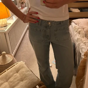 Jeans - Supersnygga jeans med coola fickor😍 Jättefint skick!