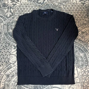 Gant tröja - Säljer en snygg Gant tröja för 200kr. Är i bra skick. Om du har några frågor så finns jag i DM mvhMRcvb