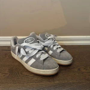 ADIDAS CAMPUS00 - Gott använt skick size 45.1/3