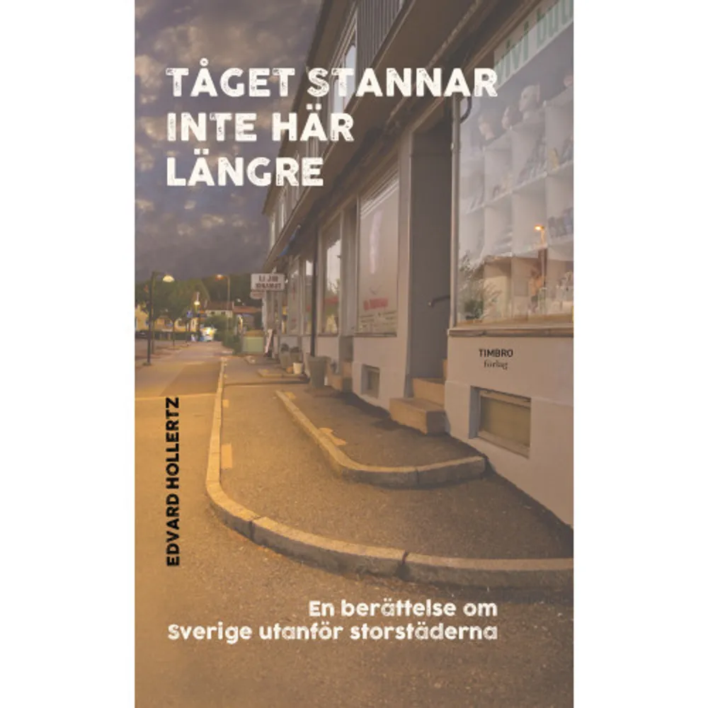 Pizzerian stänger klockan åtta. Fabriken har flyttat. Kommunalskatten höjs. Skolan läggs ned. Tåget stannar inte här längre. Sänker sig mörkret över landsbygden eller finns det också en annan berättelse? Edvard Hollertz har kört kors och tvärs för att hitta den omtalade klyftan mellan stad och land. Ibland anar han den, men framförallt finner han en levande kultur, nystartade företag och ett flyttlass som bytt riktning, bort från stadens stress. Tåget stannar inte här längre är ett klassiskt reportage där författaren rest, samtalat, antecknat och betraktat. Den vägledande frågan: Hur ser landsbygden ut från landsbygdens perspektiv? EDVARD HOLLERTZ är utbildad agronom och verksam som politisk redaktör på ATL. Han står med ena benet i opinionsbildningen i storstaden och med andra benet i landsbygdens jordnära verksamhet. Detta är hans första bok. Format Kartonnage Omfång 238 sidor Språk Svenska Förlag Timbro Utgivningsdatum 2021-08-26 Medverkande Elin Heinö ISBN 9789177032489 . Böcker.