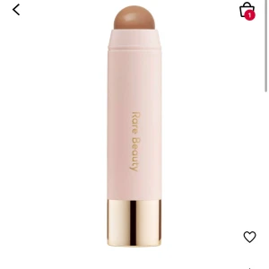 Rare beauty bronser - Bronser från rare beauty i färgen happy sol, den är använd men skulle säga att det är runt 70-80% kvar❤️ pris kan diskuteras