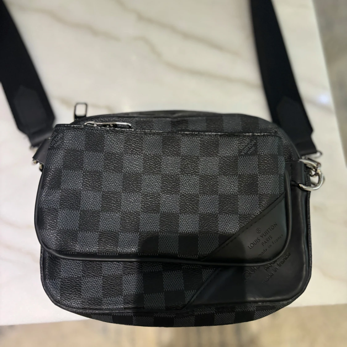 Loui vuitton väska