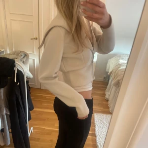 Tröja/zip up! - Supersnygg