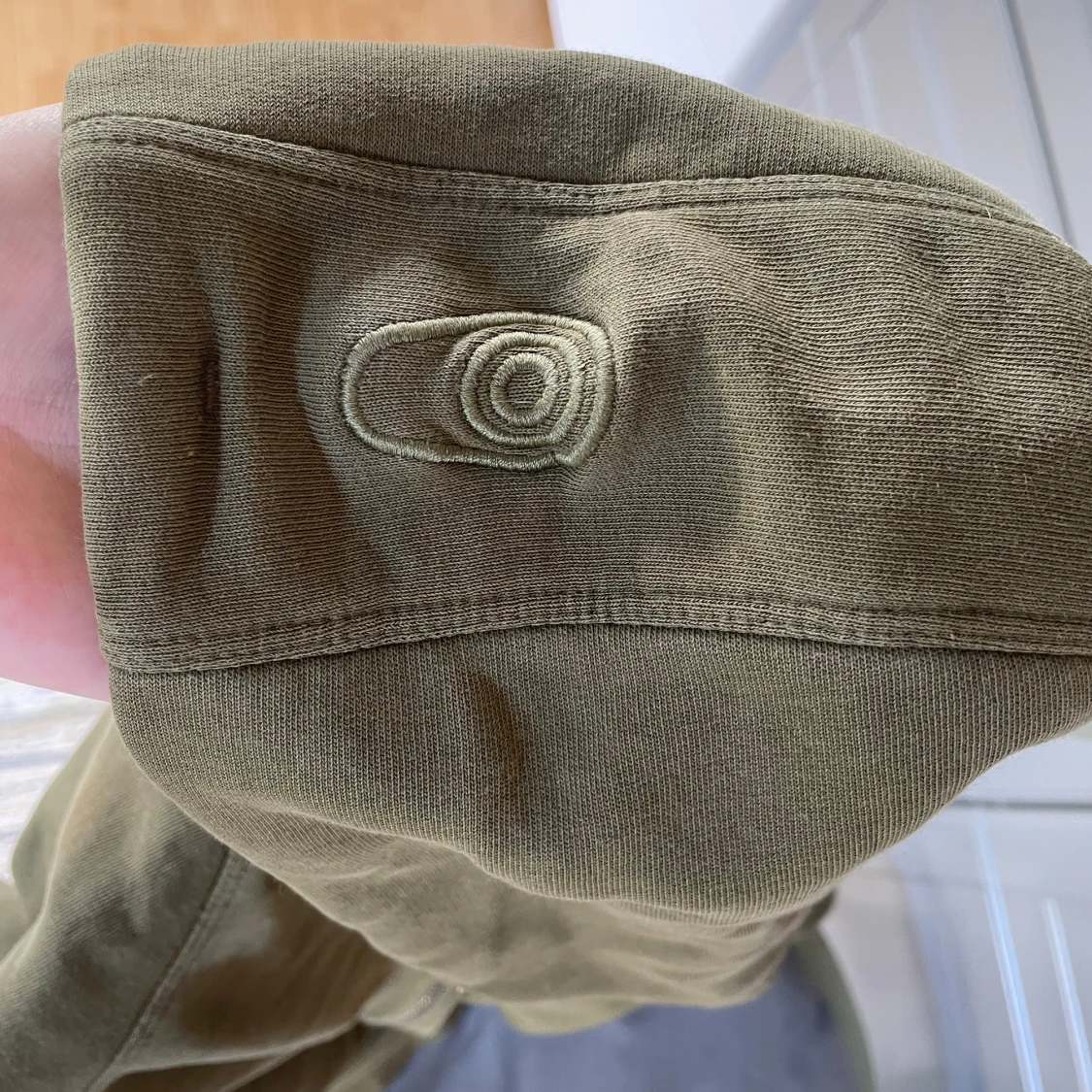 Olivgrön hoodie från Sail Racing - 92