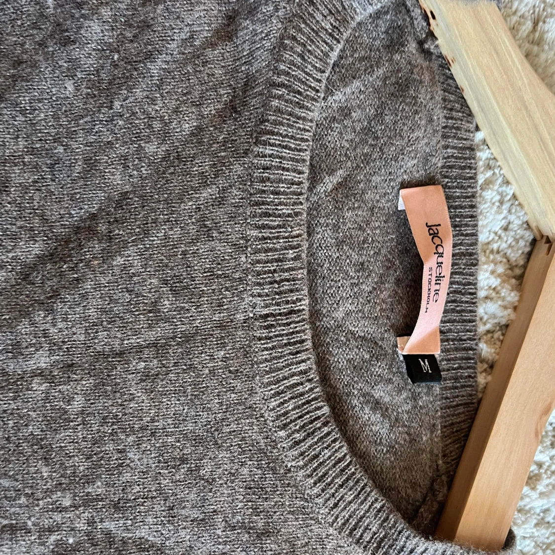 Grå tröja från Jacqueline de Yong