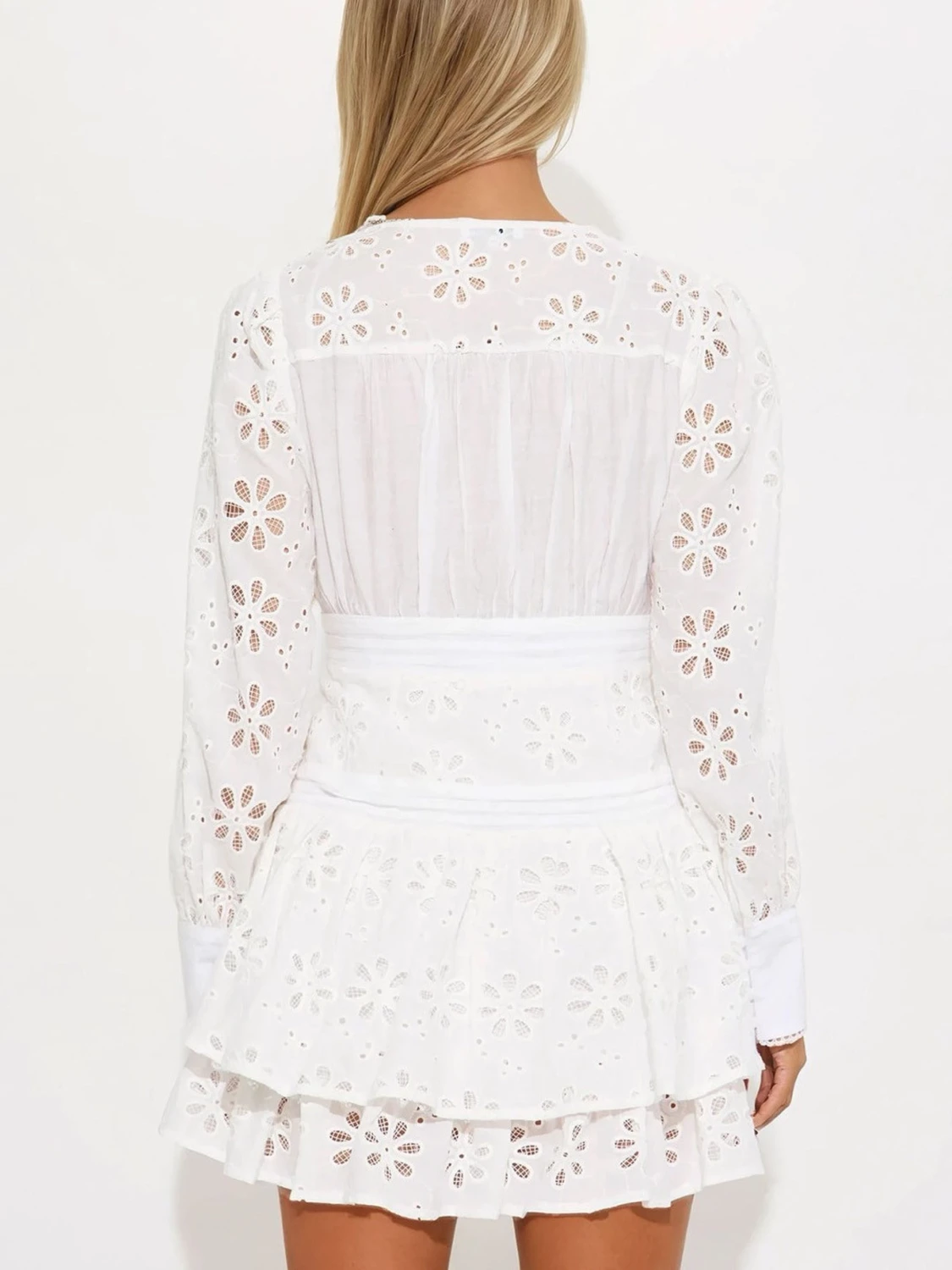 Vit broderad kortklänning med volang - 3