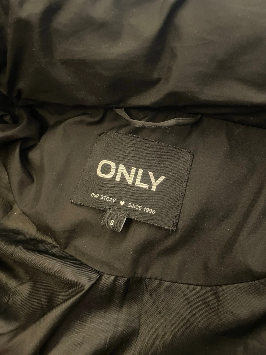 Svart pufferjacka från ONLY, S - 1