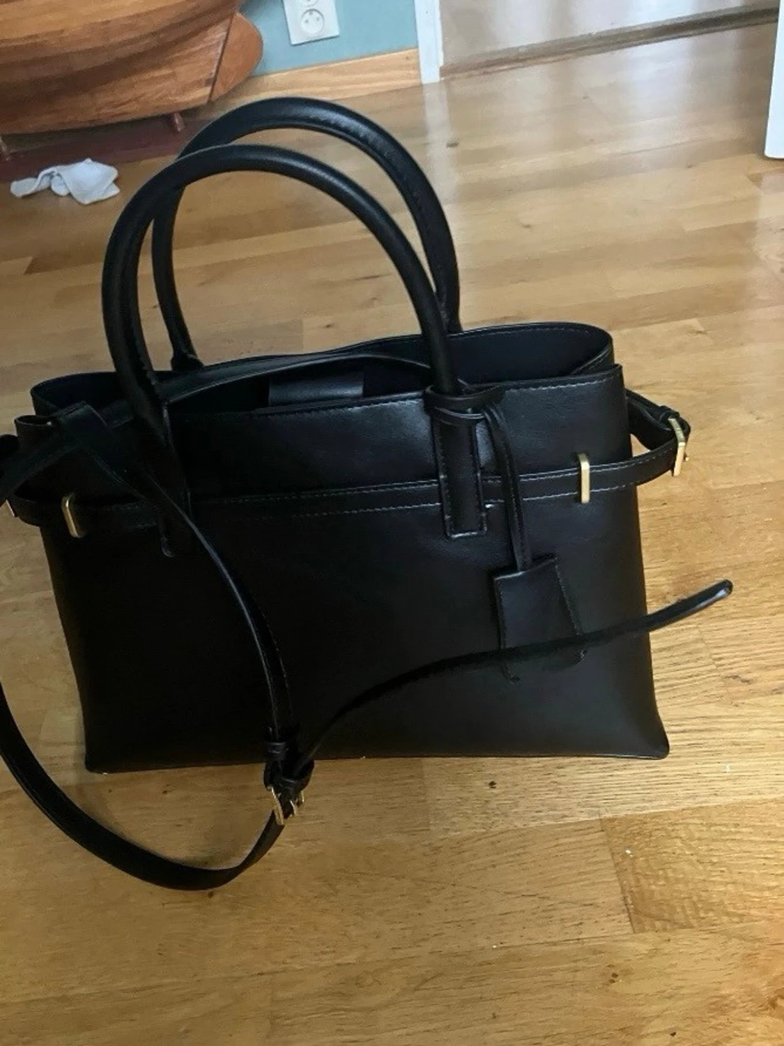 MNG svart handväska - 6