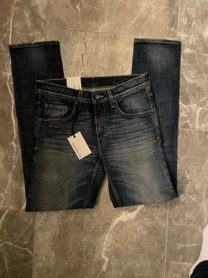 Tiger of Sweden jeans nya - Helt nya tiger of Sweden jeans med lapprna kvar. Skit snygg tvätt. W30 L 32