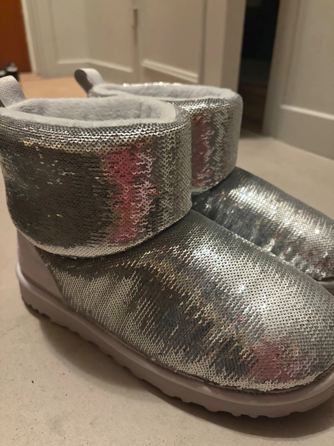 UGG boots med silverpaljetter - 5