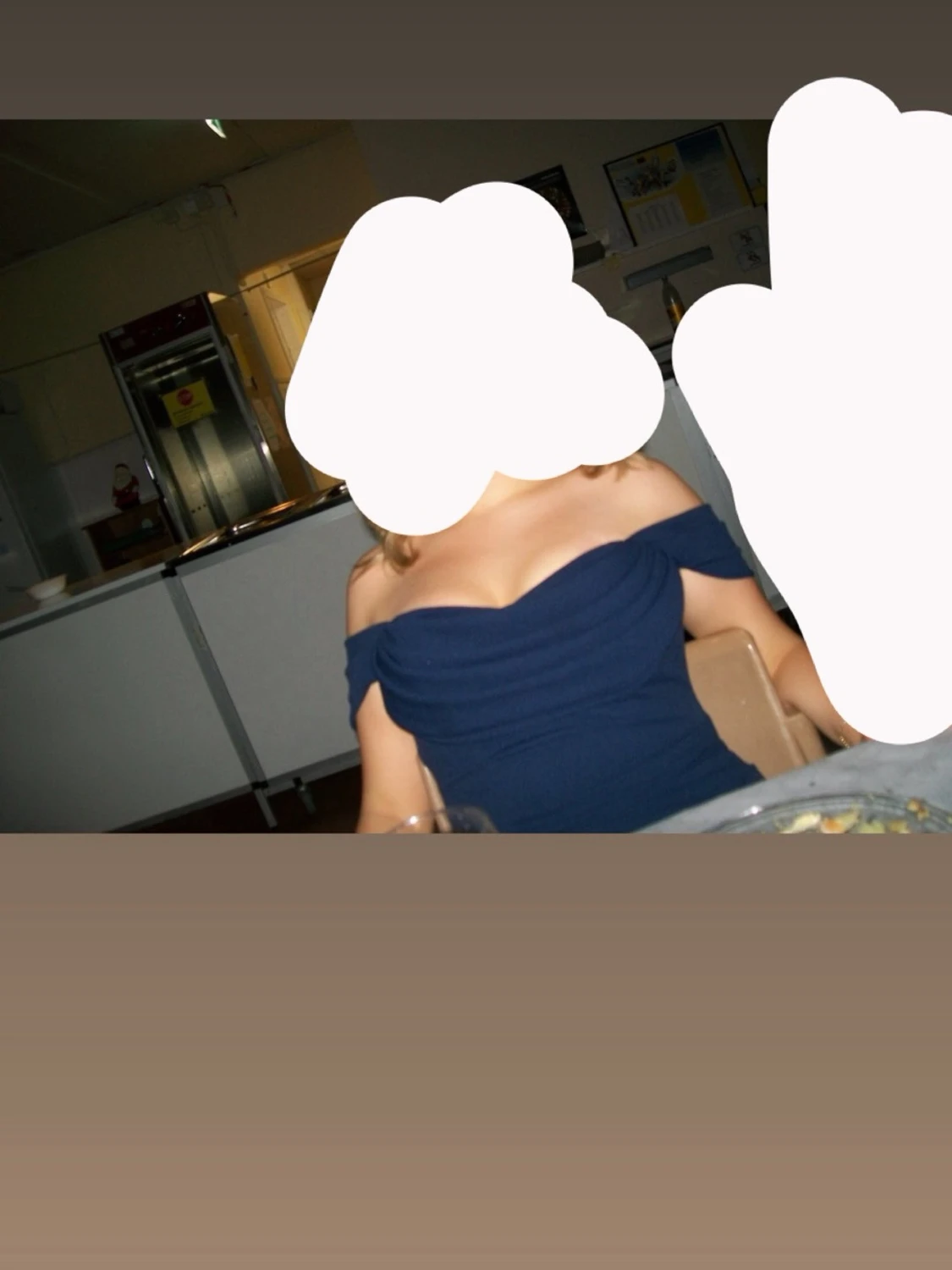 Marinblå offshoulder långklänning - 1