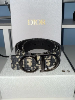 Jättesnygg bälte  - Storlek 120 