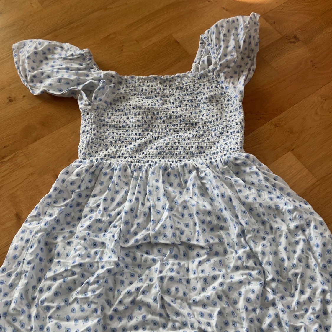 Blommig sommarklänning från KappAhl - 1