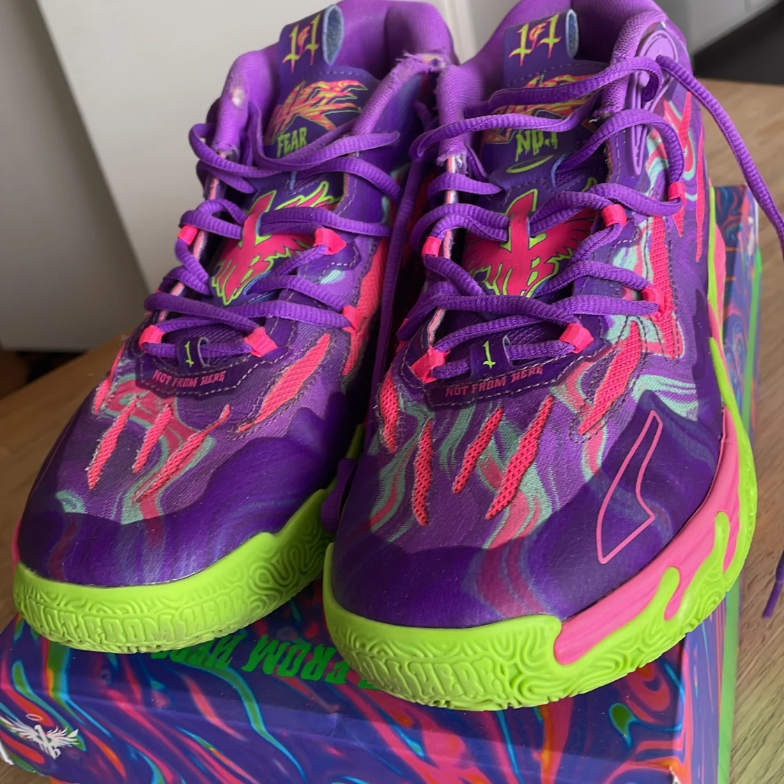 Puma MB.01 M.E.L.O. sneakers lila/neon