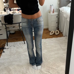 Jeans vintage - Skitsnygga jeans! Säljer då jag har för många ☺️💓Är 172