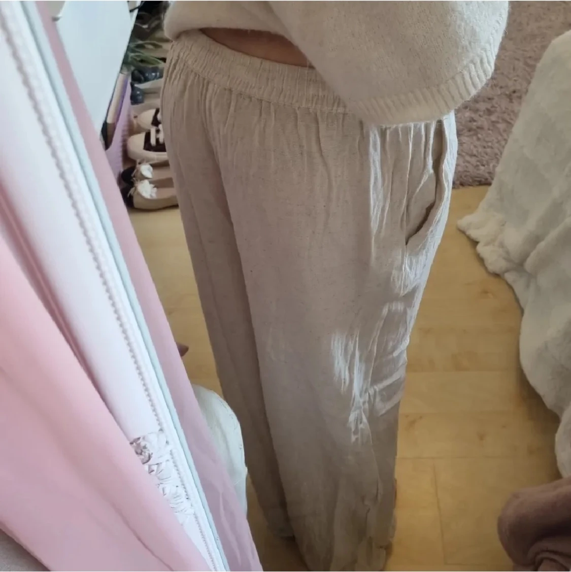 Beiga linnebyxor med snörning, Nelly - 2