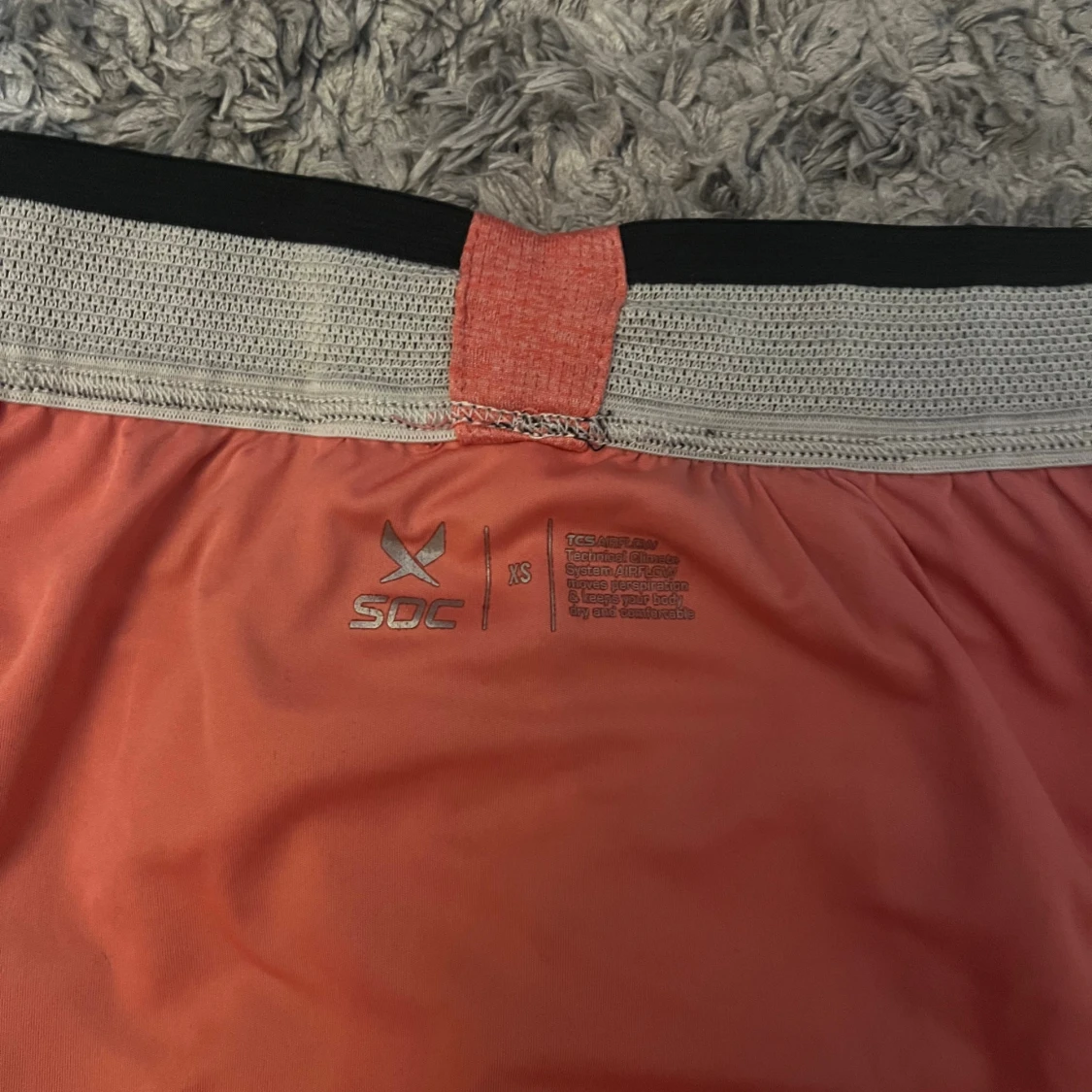 Rosa träningsshorts från SOC - 3