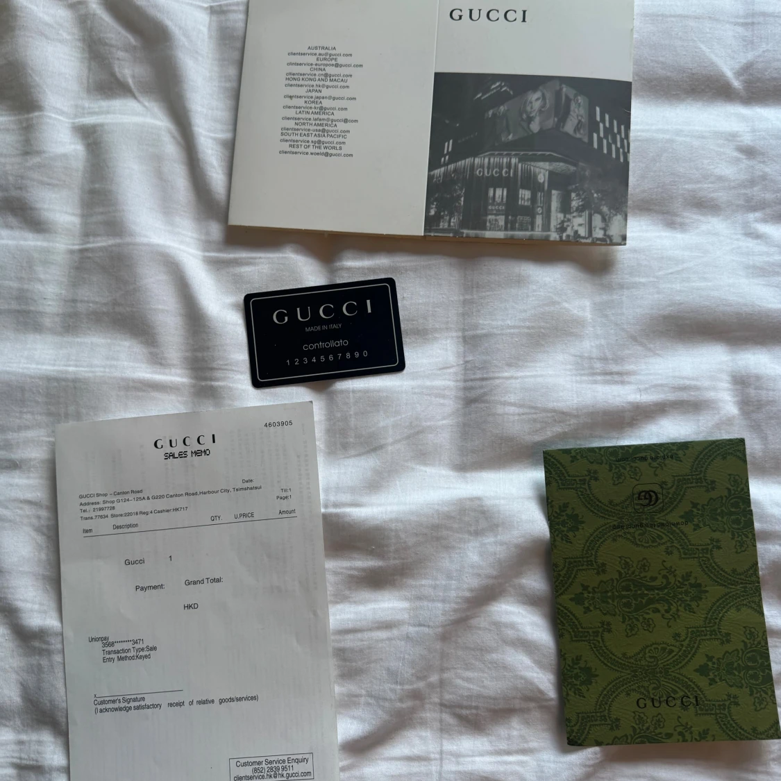 Gucci sneakers med monogram och röd/blå rand - 4