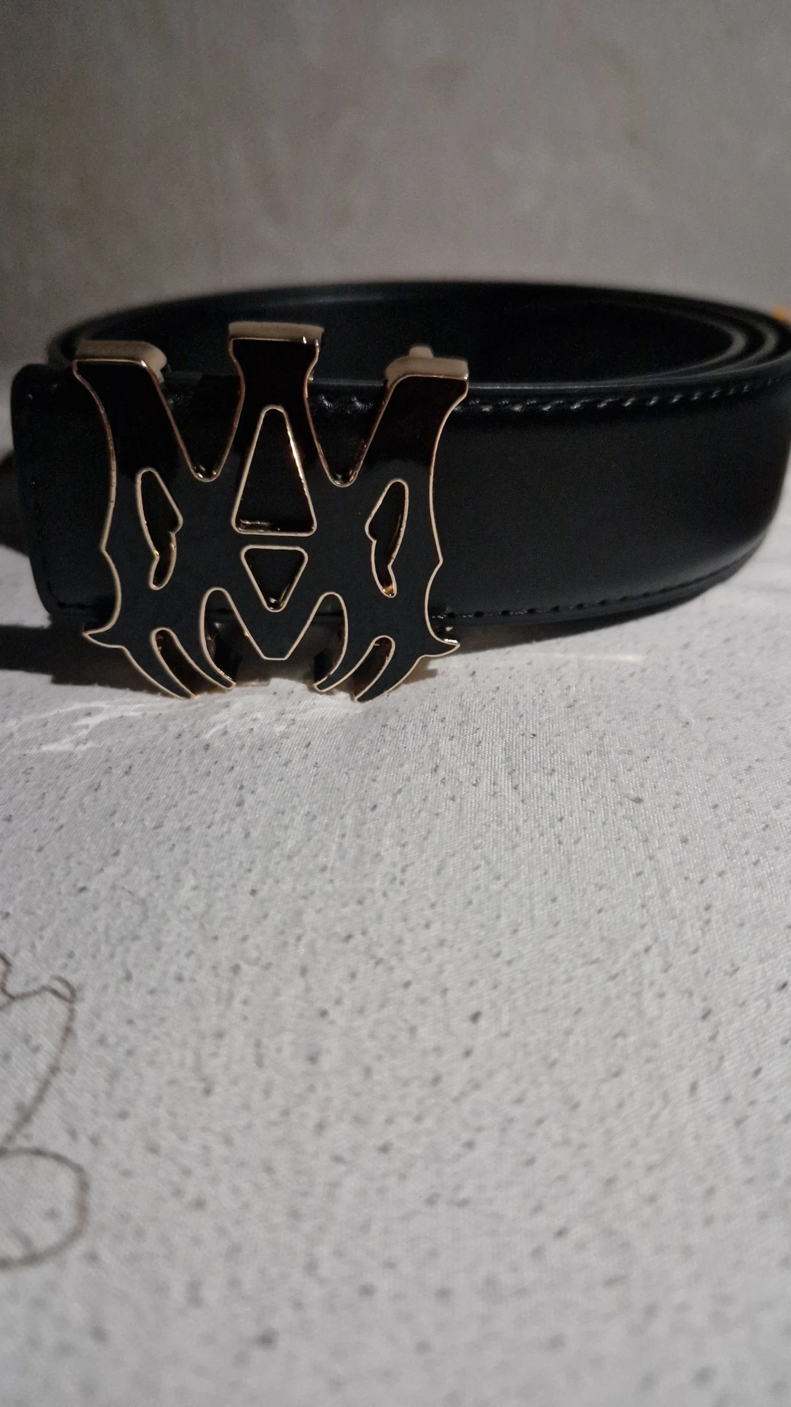 Svart skärp från Amiri med guldspänne - 2