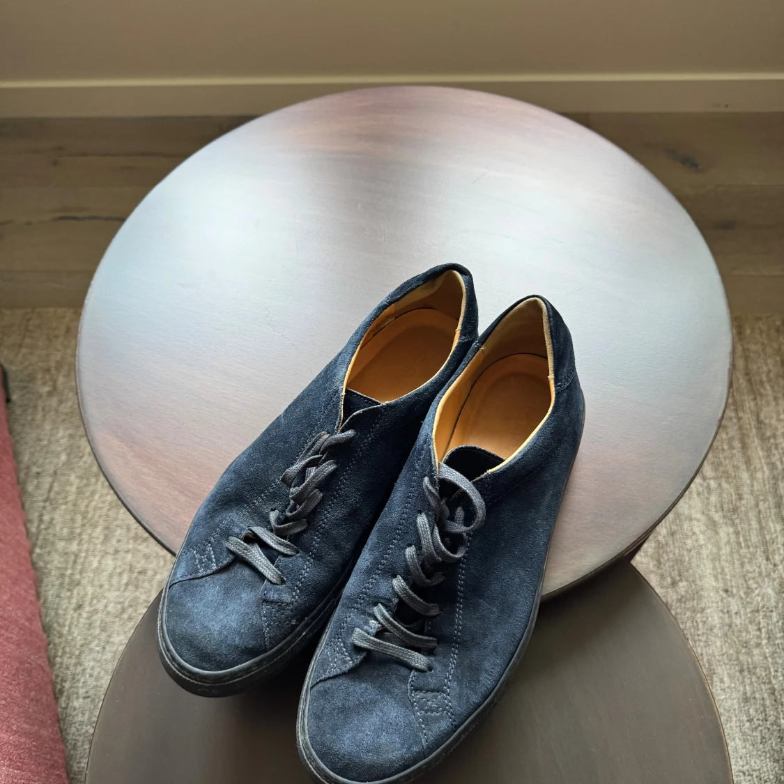 Mörkblå mocka sneakers från C.QP - 3