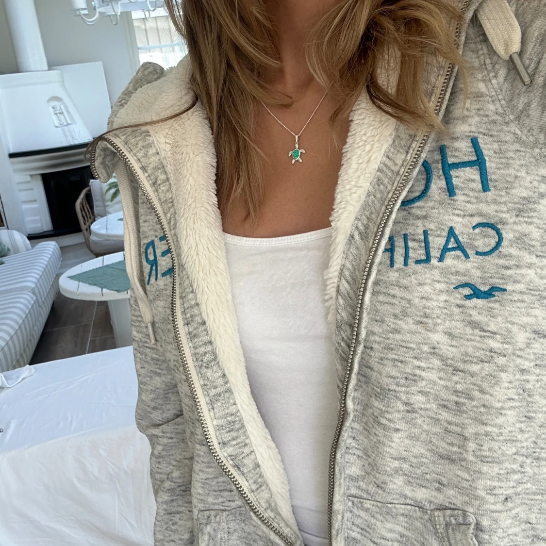 Hollister zip med foder - 1