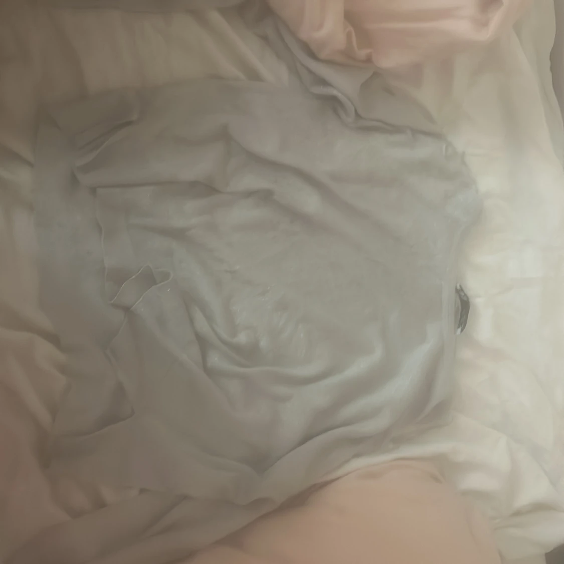 Ljusgrå glittrig stickad tröja - 3