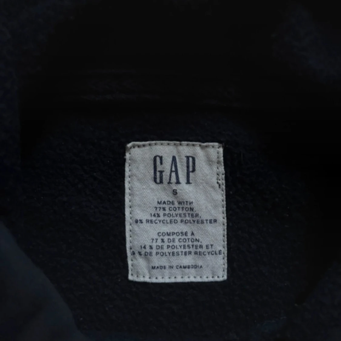 Mörkblå GAP hoodie  - 3