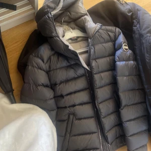 Colmar jacka - Säljer nu min colmar jacka! Inga defekter🤗
