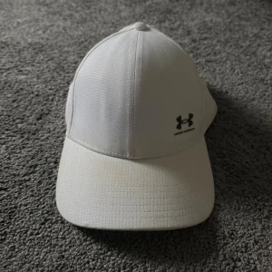 Under armour keps - Vit UA keps condition 8/10