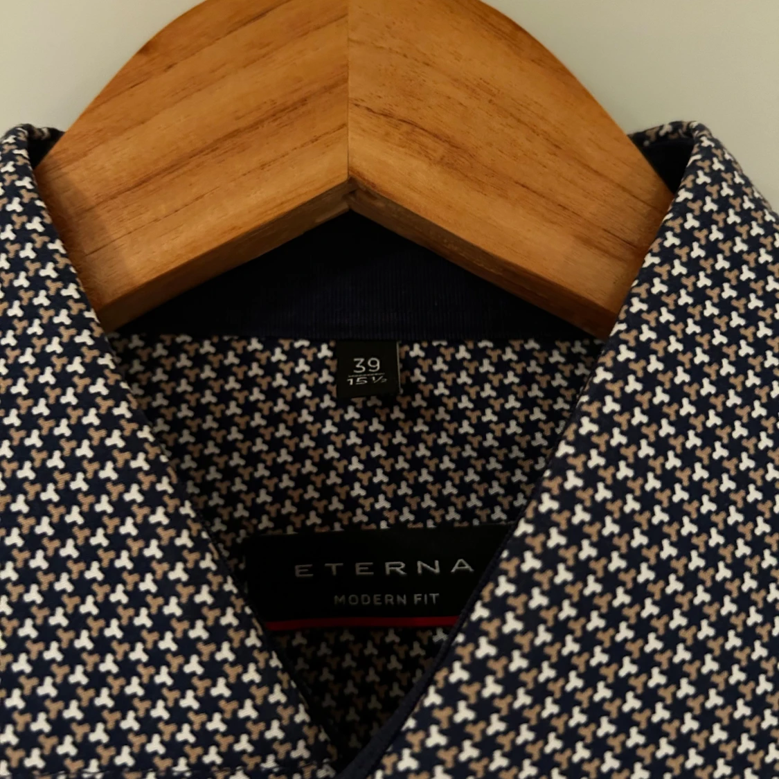 Mönstrad skjorta från Eterna, blå/vit - 1