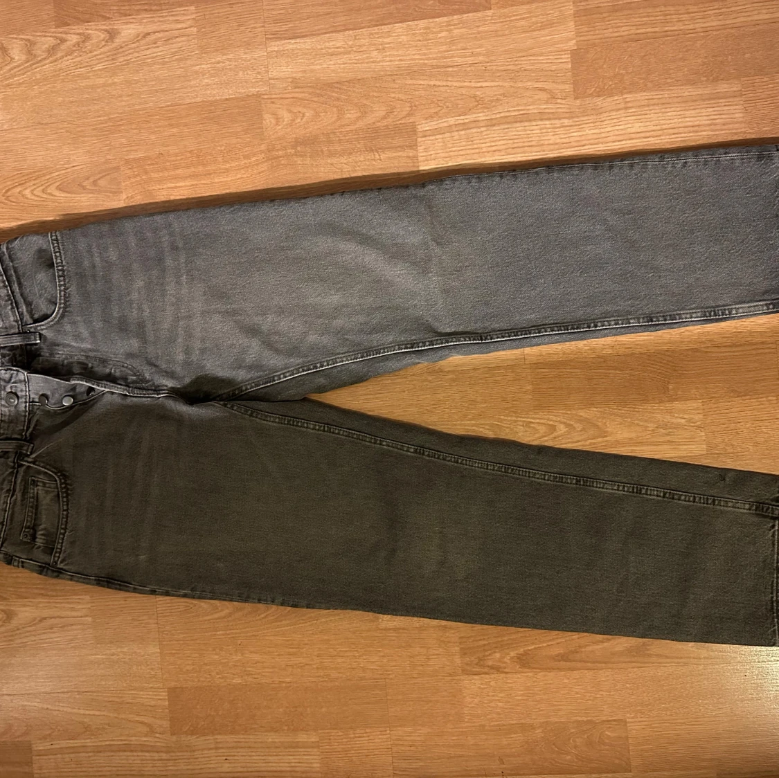 Jeans gråa zara