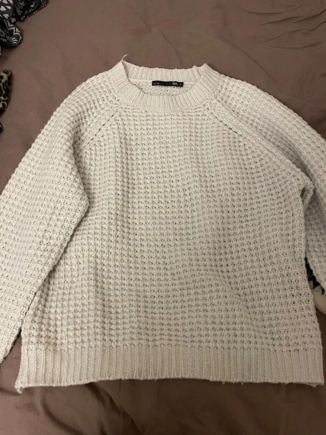 Vit stickad tröja från 157