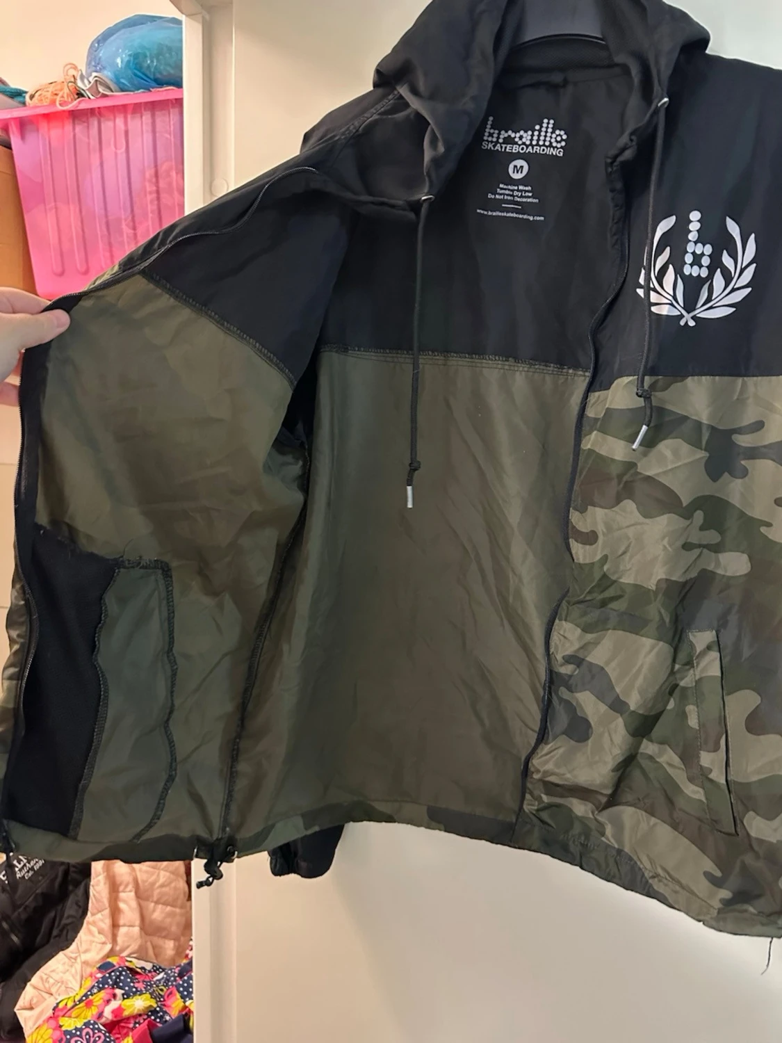 Braille Skateboarding camo vindjacka storlek: M - 1