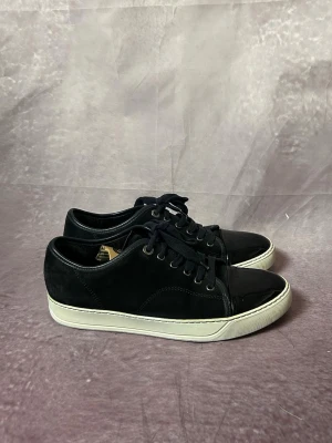 Lanvin skor - Mycket fint skick | Size UK 6 = 41| fraktar inom 24 timmar | för att köpa klicka ”köp nu” | vid frågor eller funderingar skriv en meddelande | följare får bättre rabatter🙌