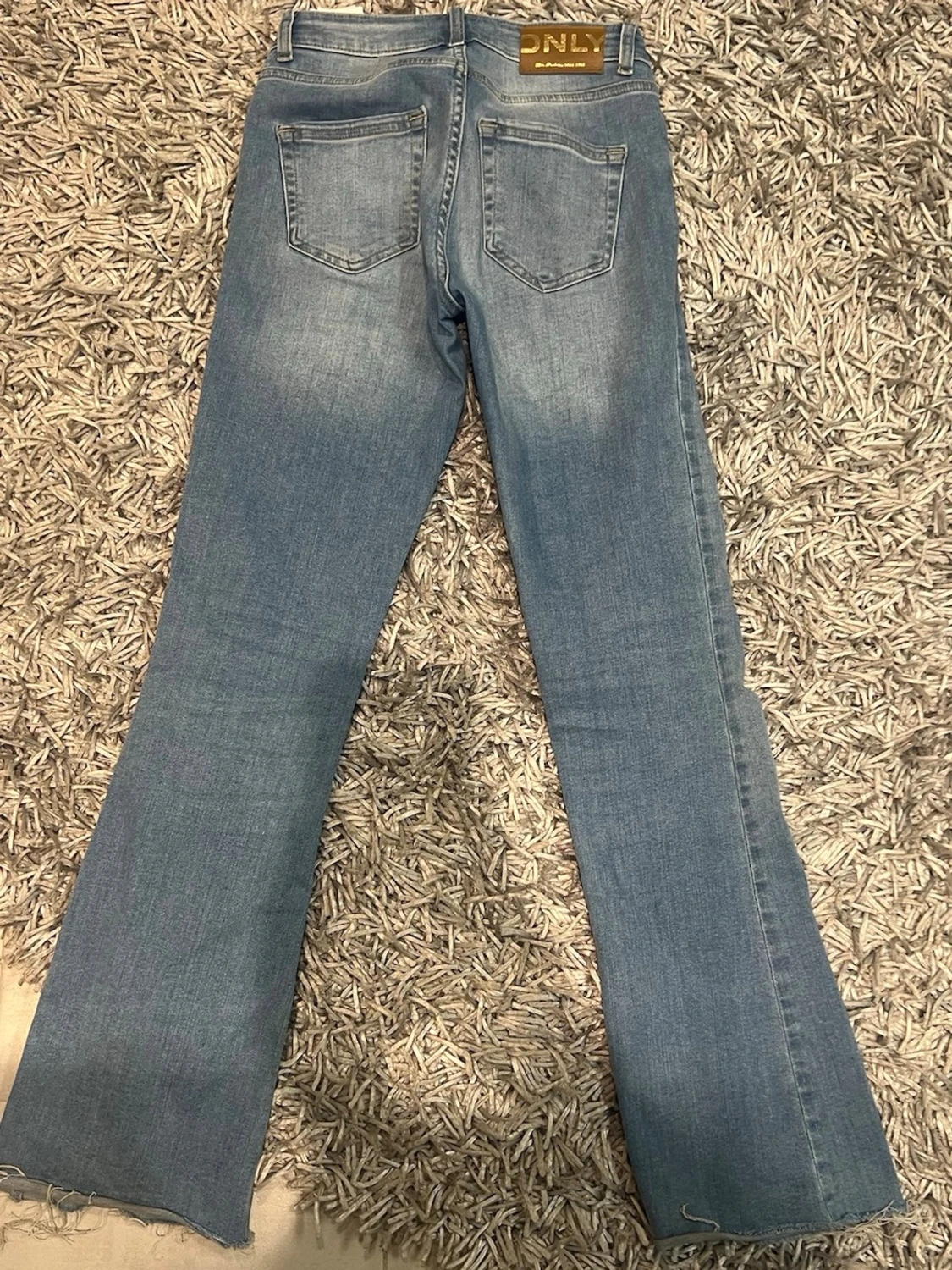 Bootcut jeans från ONLY ljusblå - 1