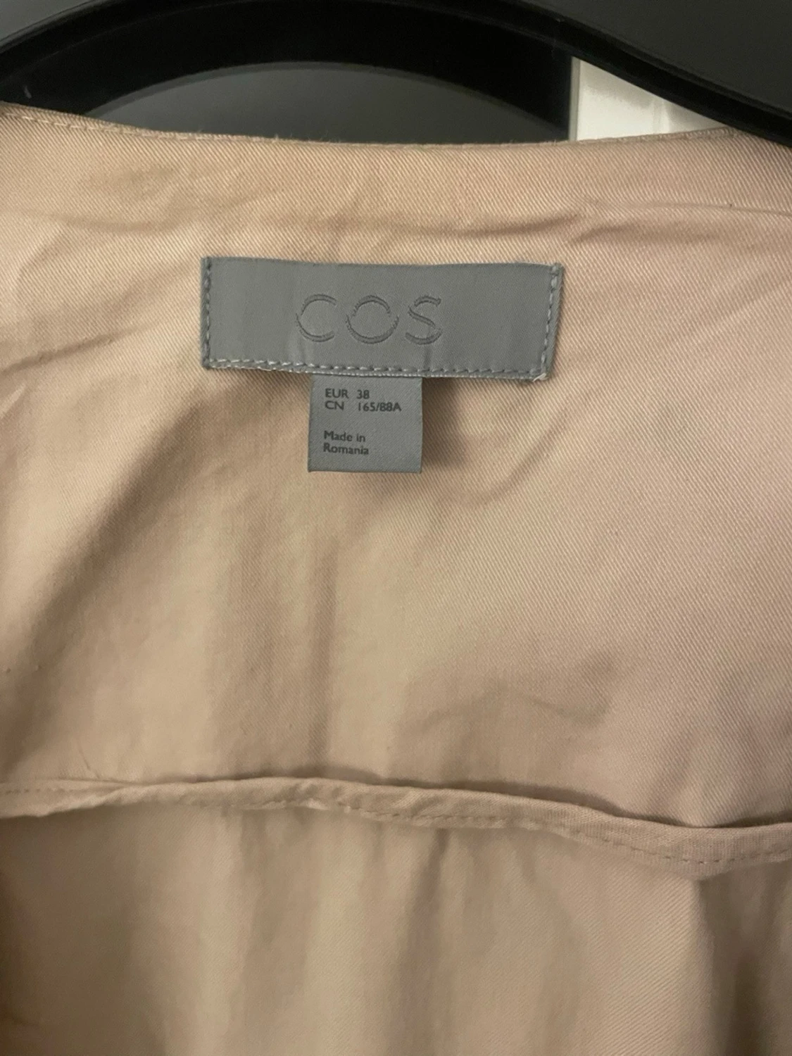 Beige trenchcoat från COS, strl 38 - 2