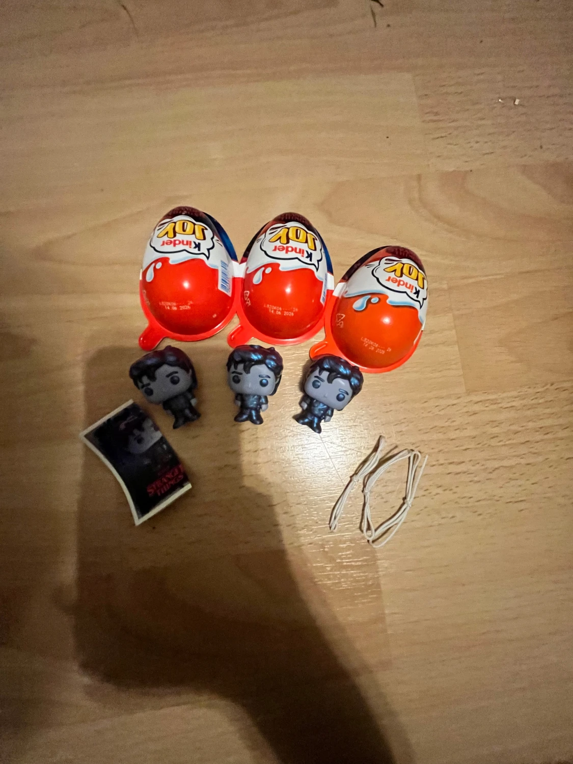 Stranger things kinder joy 