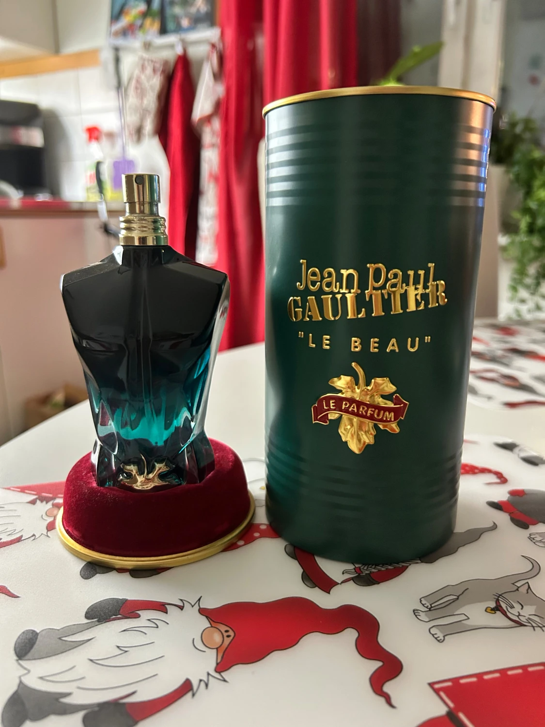 Parfym typ 60ml kvar