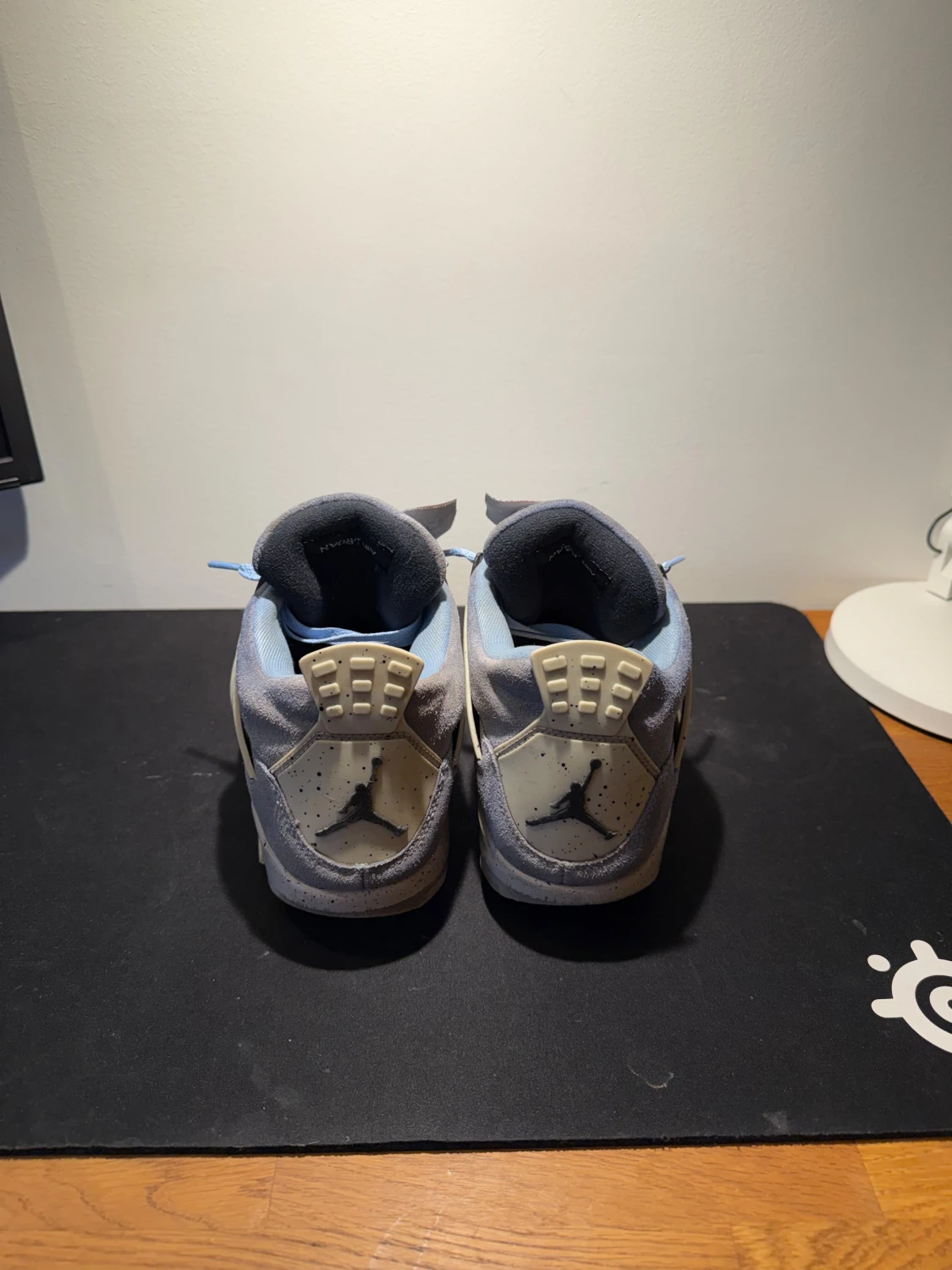 Nike Air Jordan 4 University Blue - 1