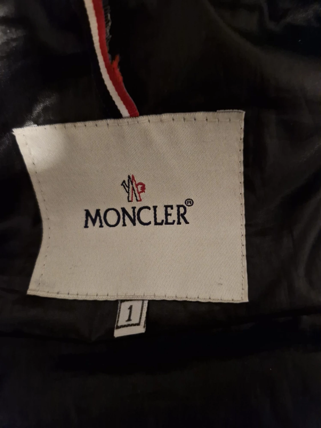 Moncler väst  - 1