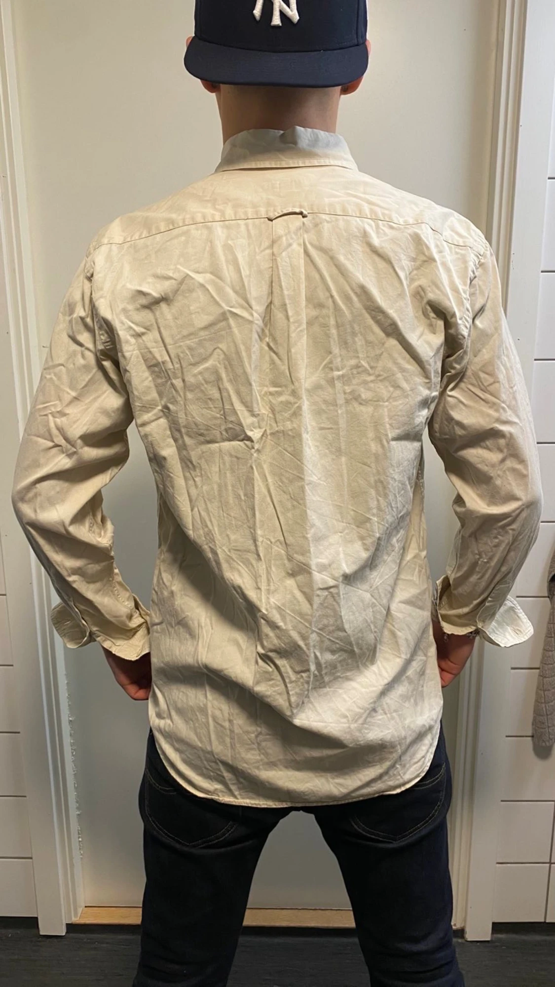 Beige Burberry skjorta med rutiga detaljer - 1