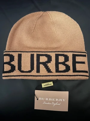 Burberry Mössa - Helt ny