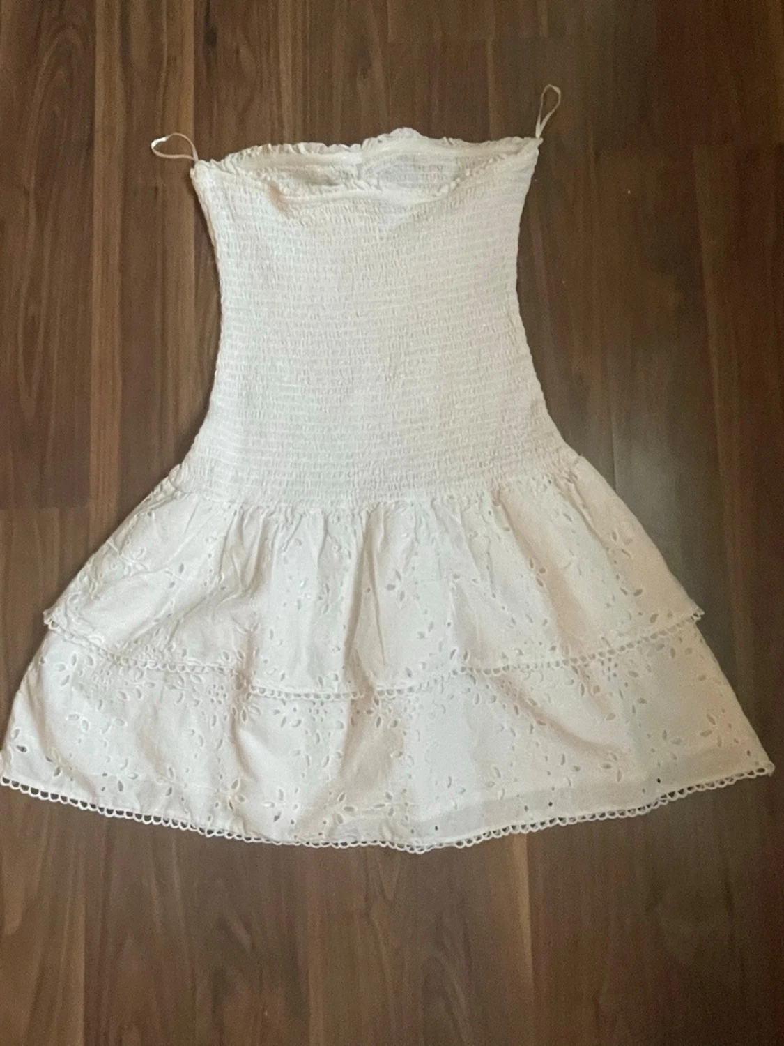 Vit klänning - 2