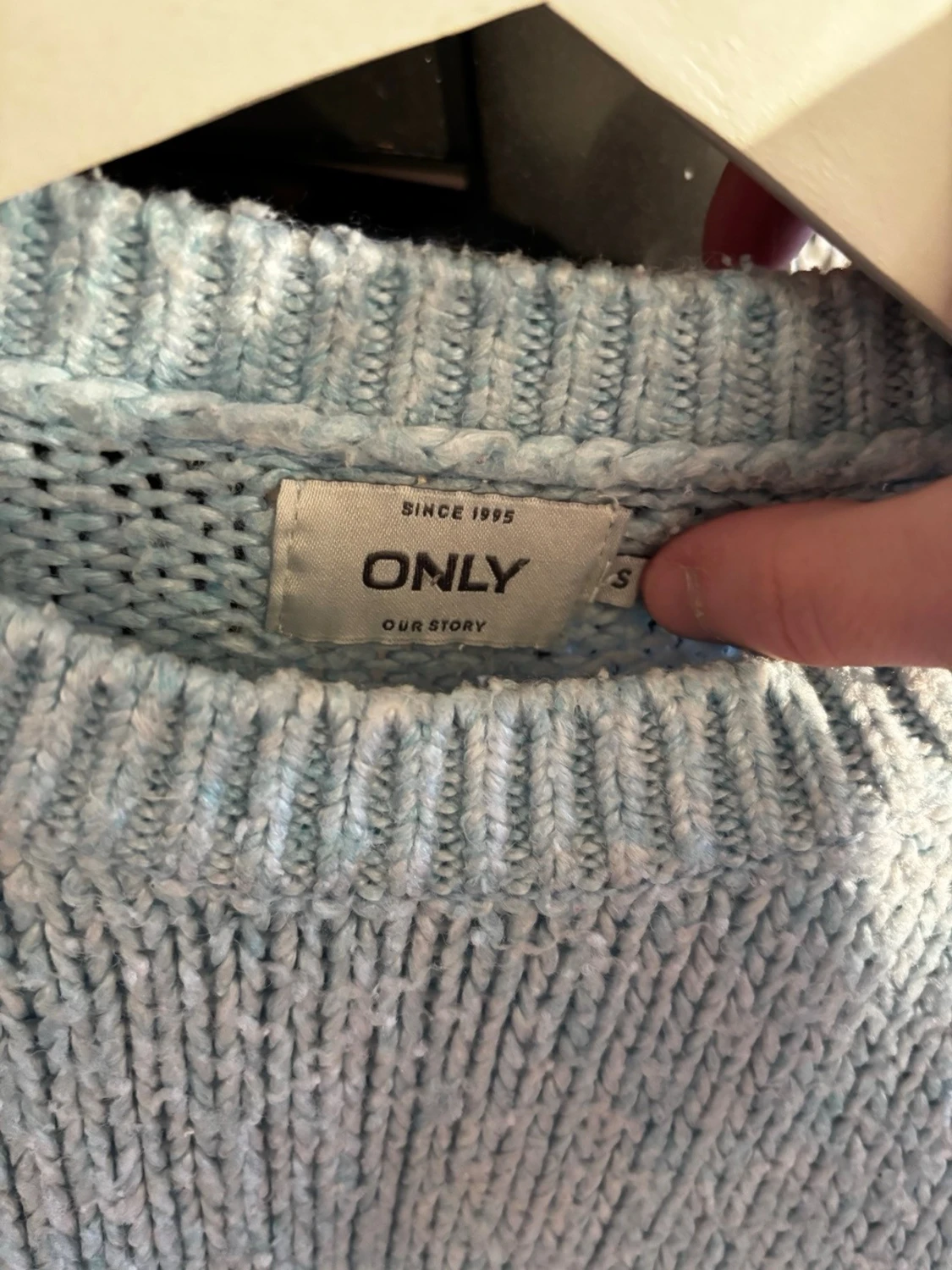 Ljusblå stickad tröja från ONLY - 1